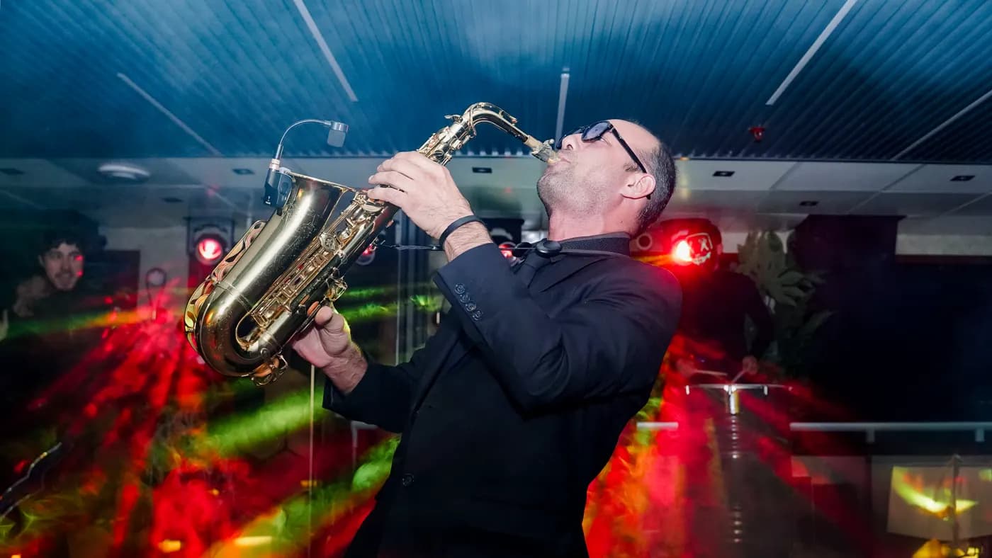 Live saxophonist performing during the Bosphorus dinner cruise entertainment